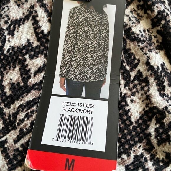 Mario Serrani Animal Snake Print Crew Neck Top New Stretchy Womens Size Medium - Picture 6 of 8